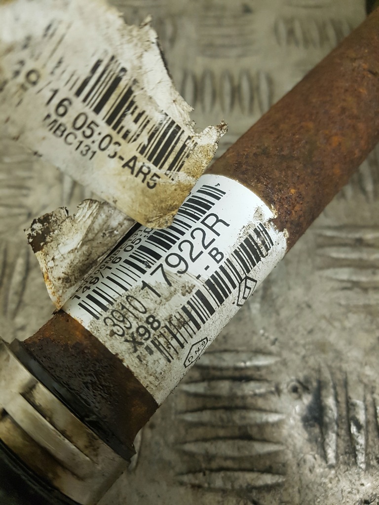 фото №1, Приводной вал левая передняя renault clio 4 391017922r