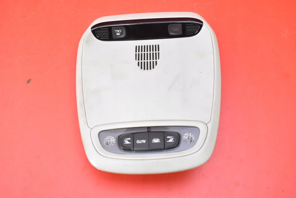 фото №1, Лампа освітлення салону перед 31268141 volvo v40 2 ii 12-16