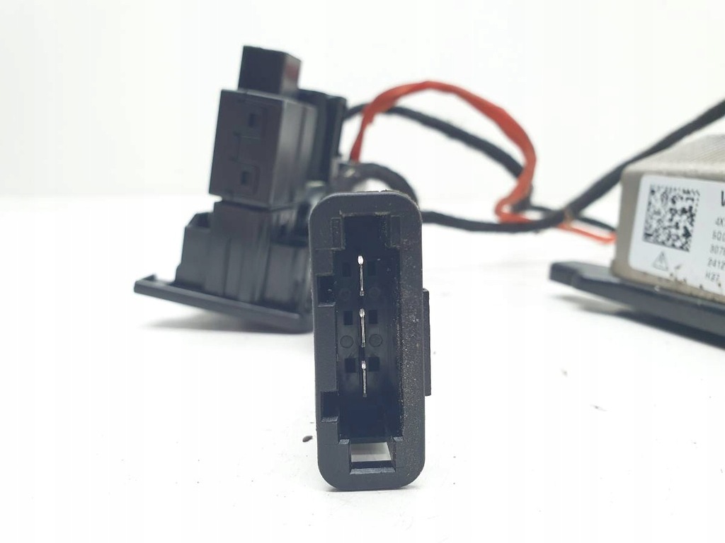 фото №5, Преобразователь напряжения 230v vw arteon 5q0907155c