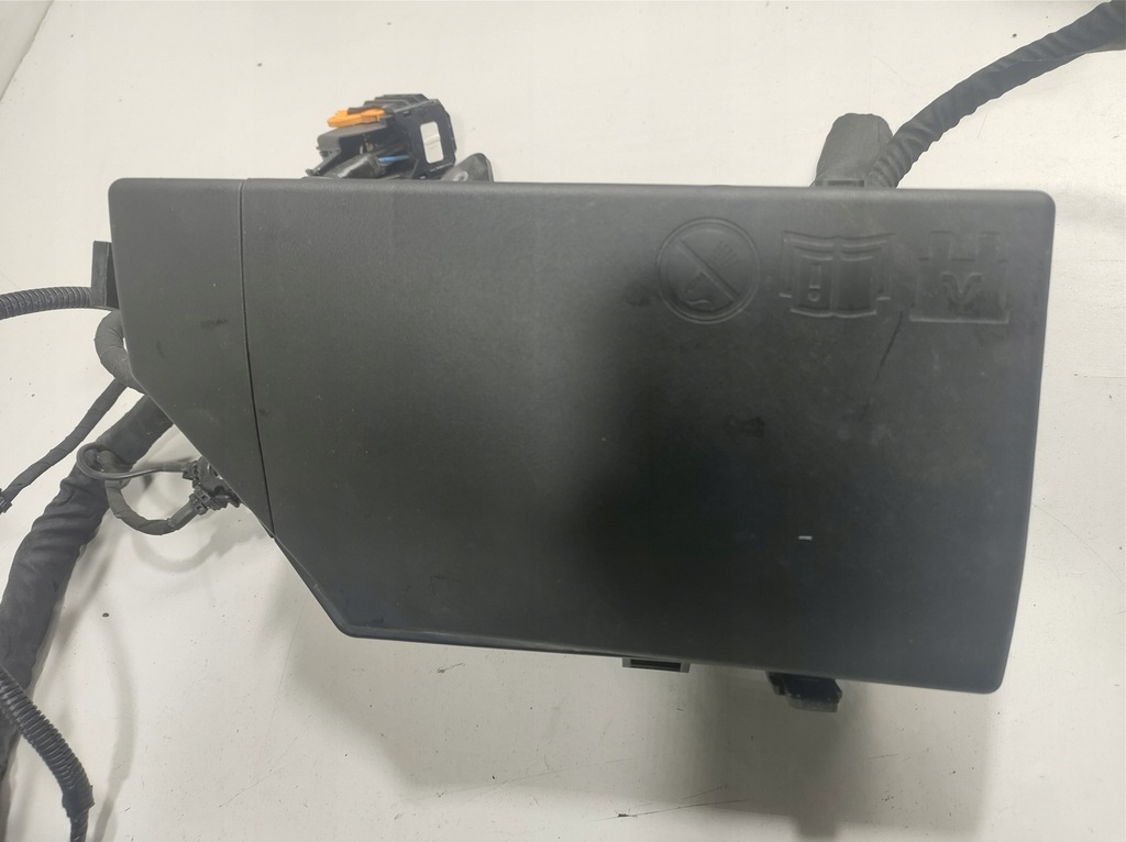 фото №7, Volvo xc40 2.0 b-h 20r коробка запобіжників 31473880