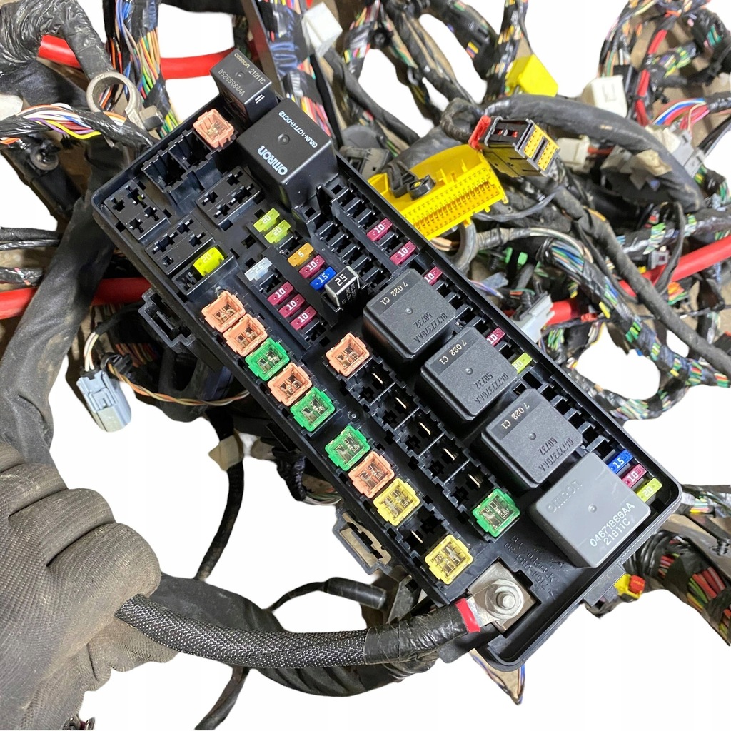 фото №13, Dodge challenger 2017 внутренняя жгут трубопровод