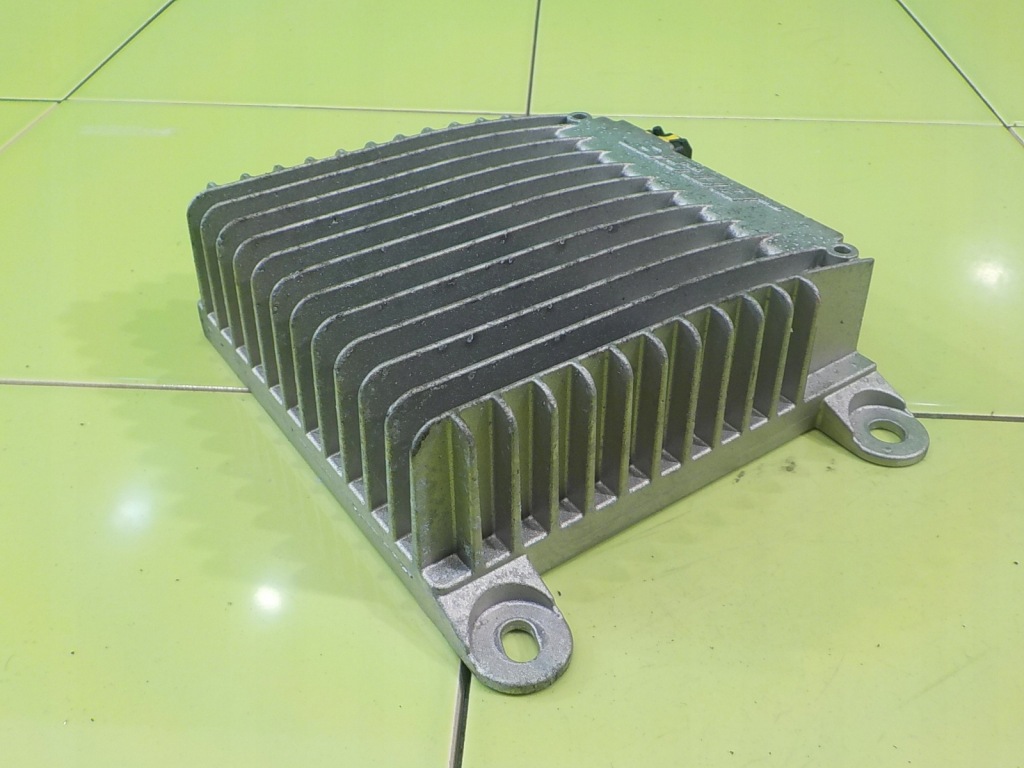 Opel ampera 1.4 aut 12r hb 5d усилитель 20760438 в Украине