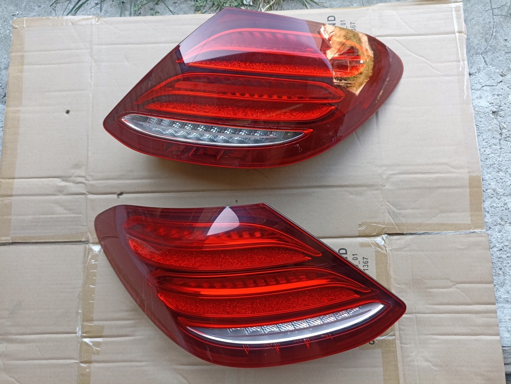 фото №1, Mercedes w213 e-klasa лампа правая левая задняя sedan