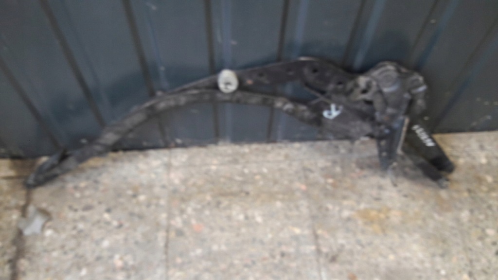 фото №8, Петля дах правий peugeot 206cc