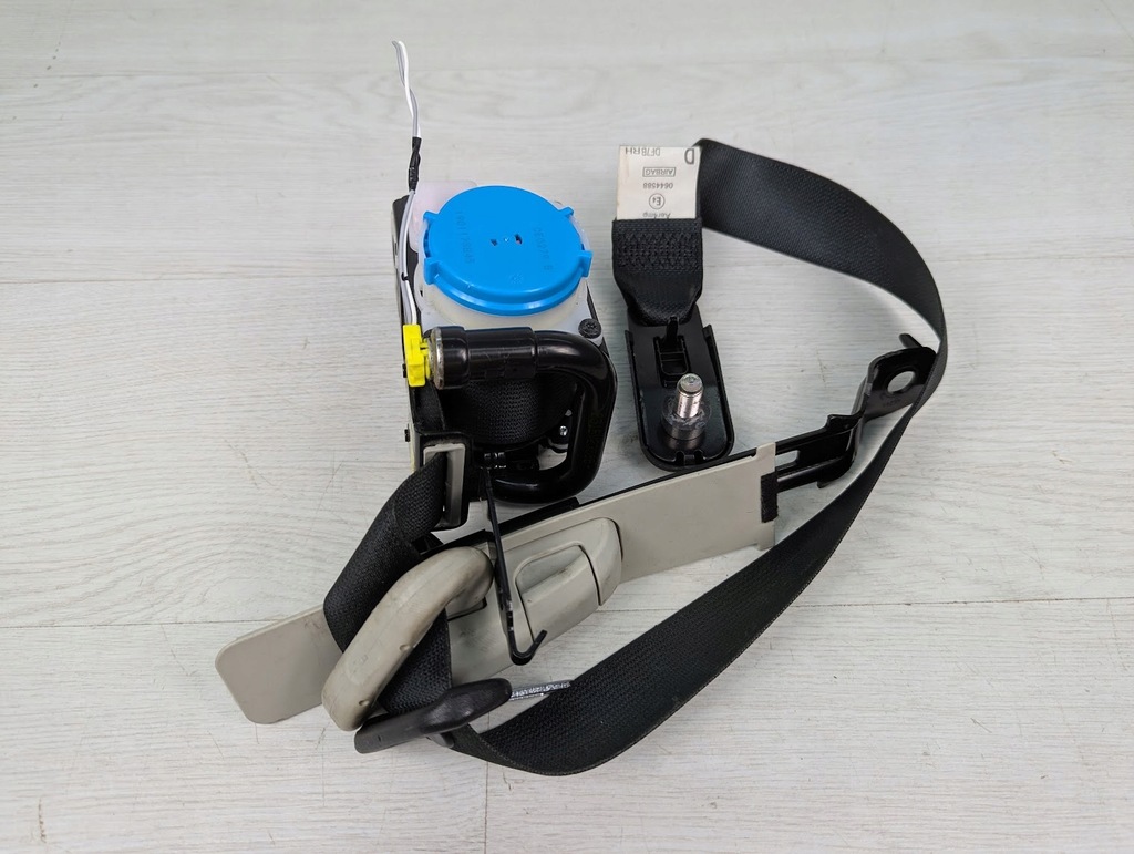 фото №2, Pas безпеки mazda 6 0589p1000146