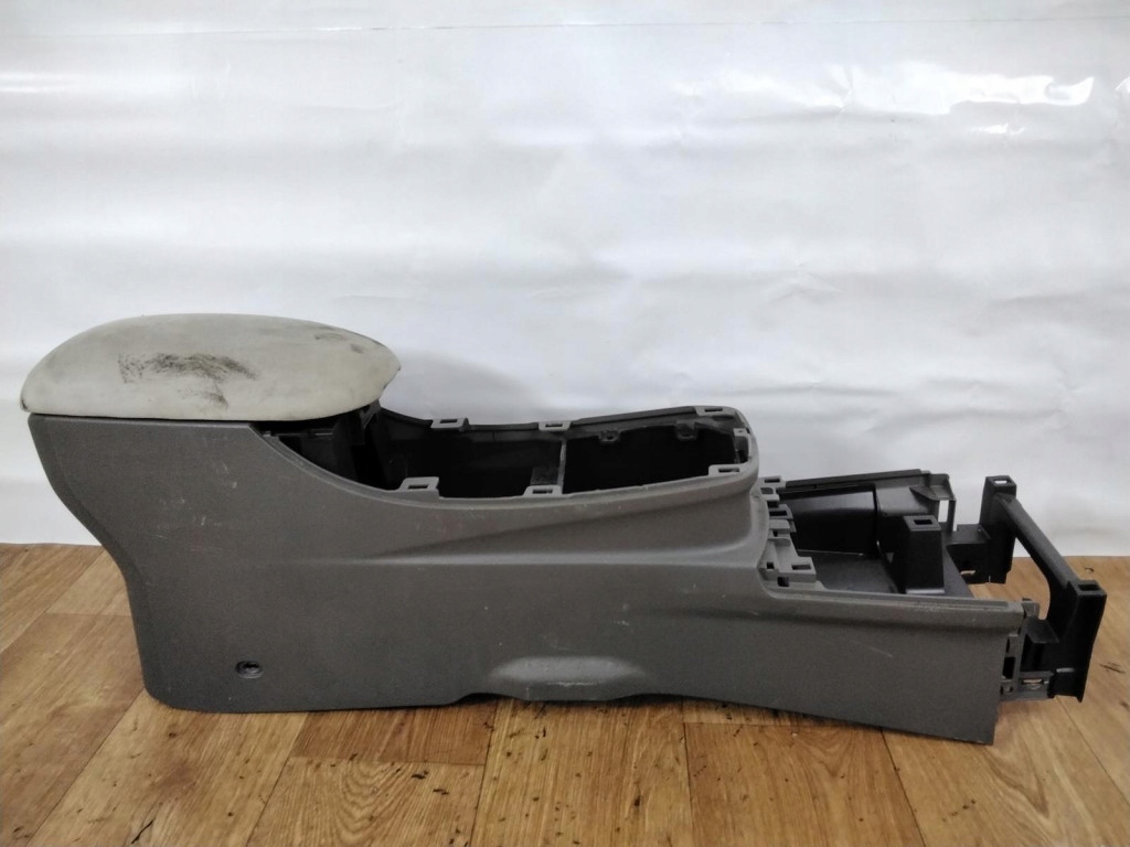 фото №1, Nissan leaf i підлокітник