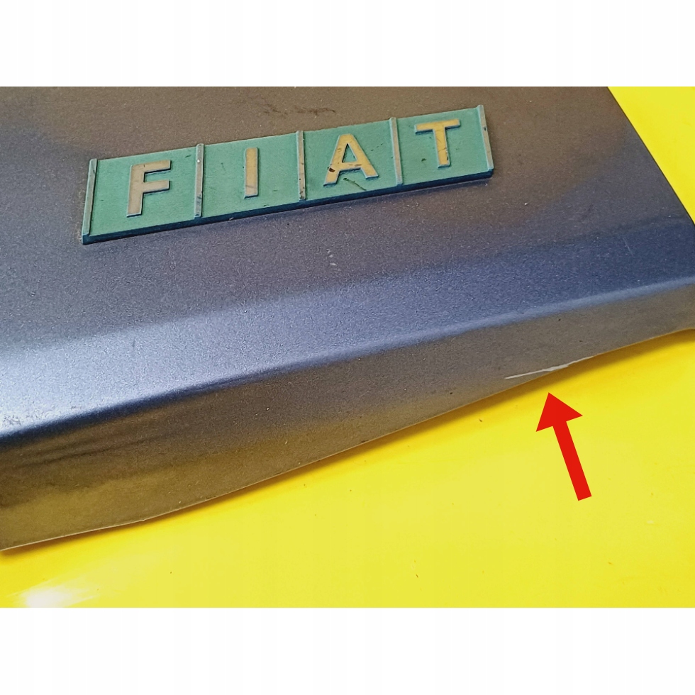 Молдинг під  фара лівий задній fiat tempra nr64 Зі Шроту