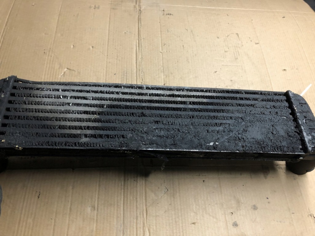 Інтеркулер радіатор bmw e36 2.5 tds 2244740 Зі Шроту