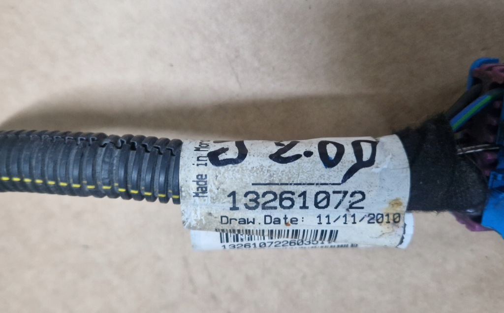 Opel astra j 4 iv электропроводка жгут насоса фильтра топлива 2.0 cdti 13261072 Недорого