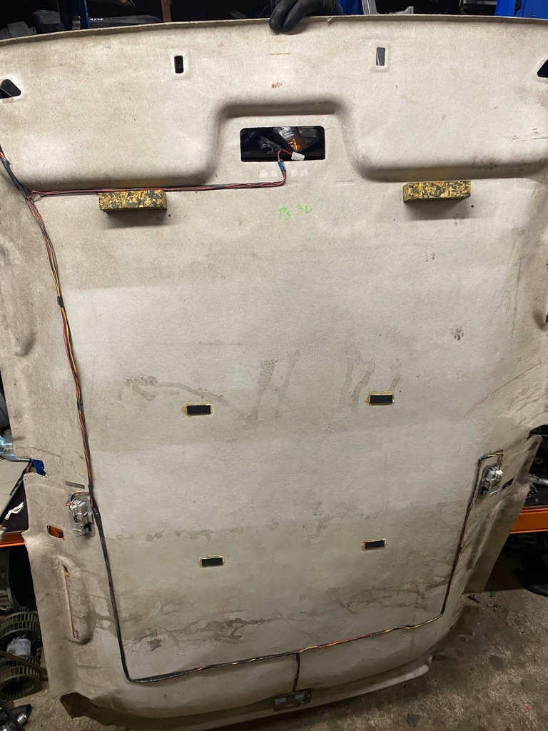 фото №8, Потолок mitsubishi pajero iii 3 дверь короткий