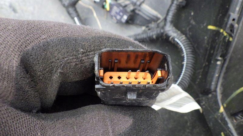 фото №14, Бампер задний задняя 6 pdc citroen c3 iii 9828143880