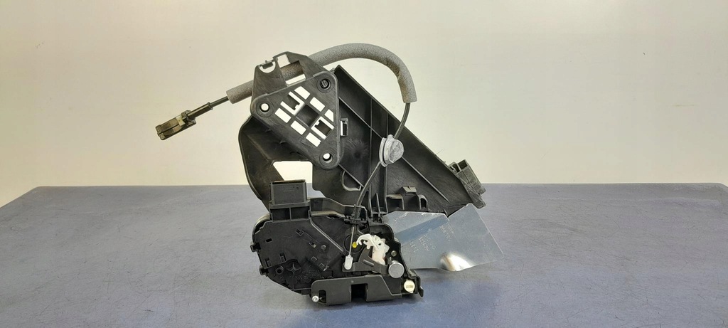 фото №4, Volvo xc60 i замок ручка дверь задняя правый 30753338