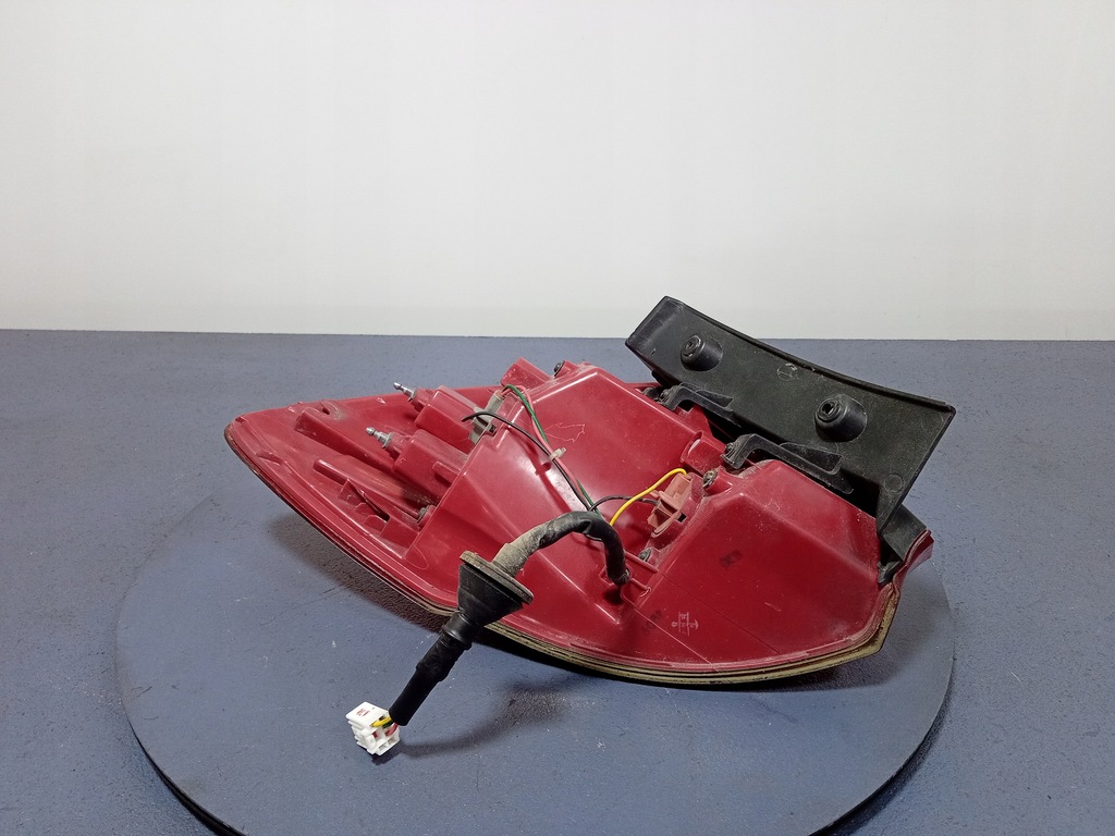 фото №3, Kia ceed ii hb лампа задняя правая наружная