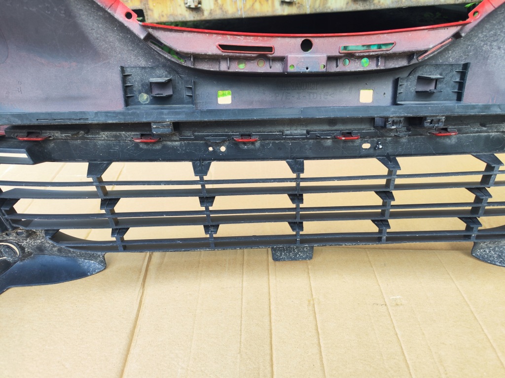 Бампер перед передний renault captur 1 1 рестайлинг  fl 2017- 620227019r Недорого