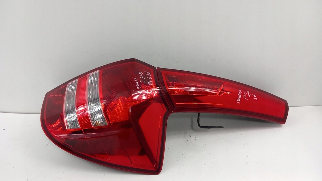 фото №1, Kia ceed i kombi лампа задня права