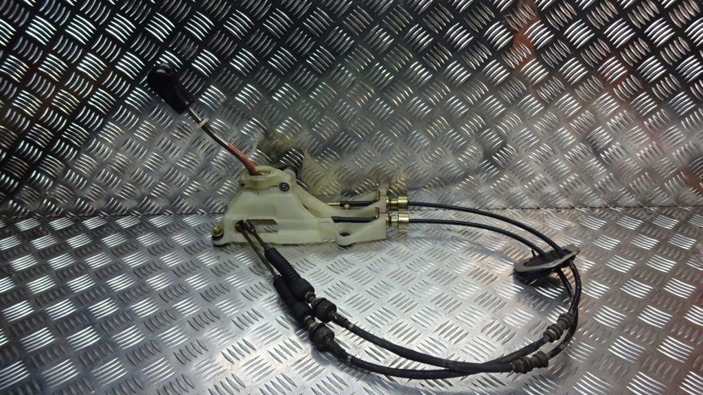 фото №1, Механізм перемикання передач toyota avensis verso 2.0 d4d