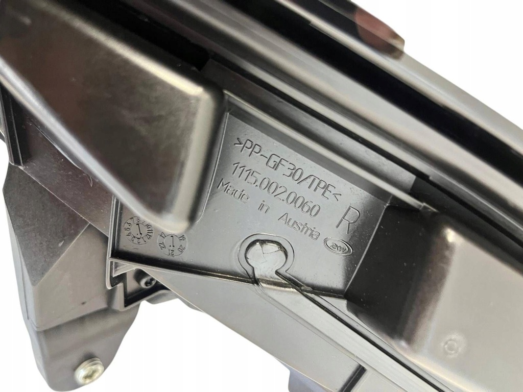 фото №13, Mercedes eqc w293 лампа ксенон правый перед