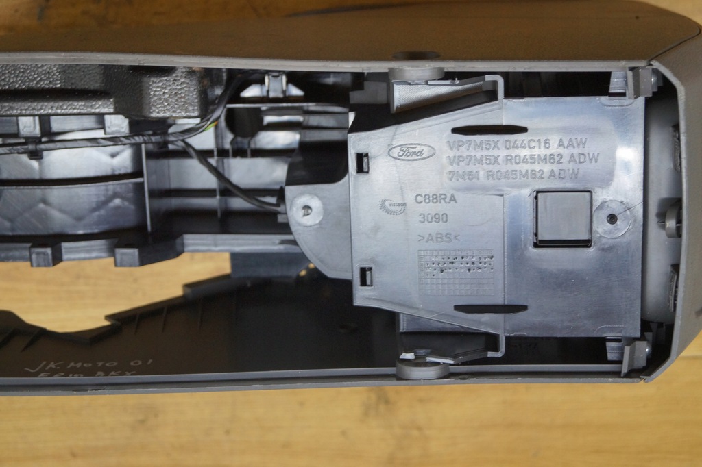 фото №6, Туннель средний подлокотник ford kuga mk1