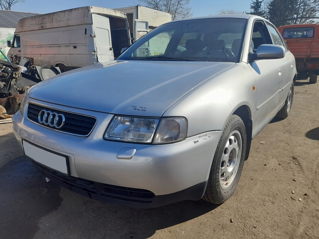 фото №9, Audi a3 8l лампа правий задня права задня