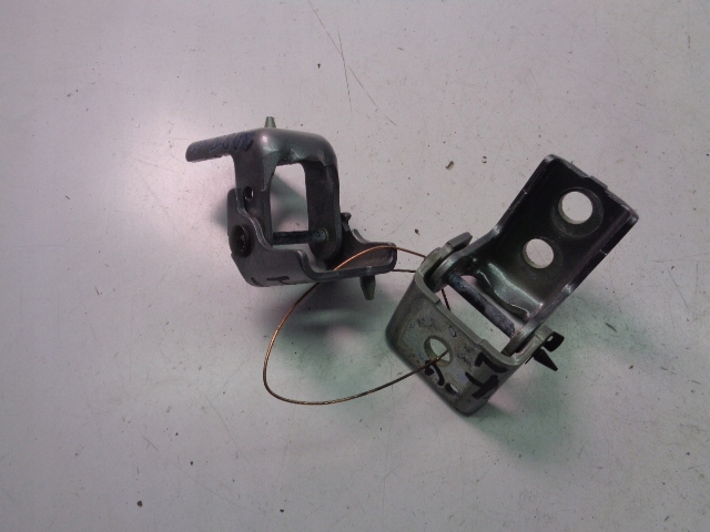 Купить Петли дверь левый задний  peugeot 208 ii 1.2 puretech 2020 rok kcac