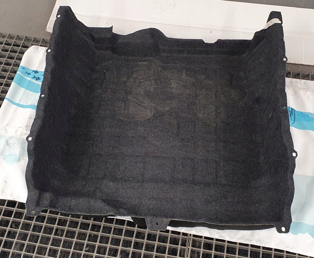 фото №1, Підлога оббивка багажника x6 g06 bardzo ładna