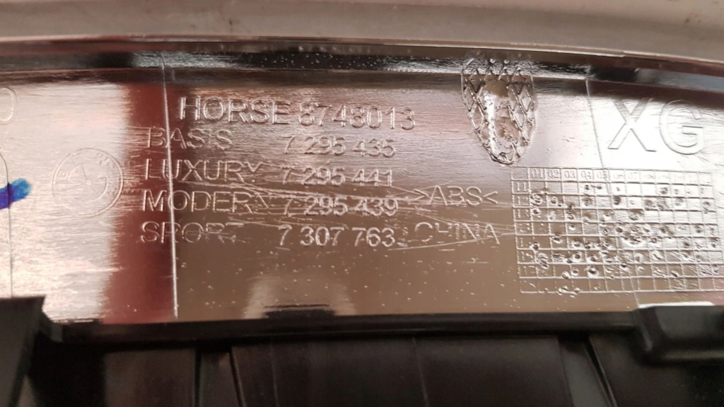 фото №9, Bmw 3 f30 f35 f31 2012 левая сторона решётка радиатора радиатора / решётка радиатора