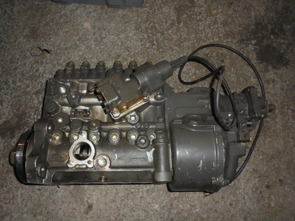 Купити Насос паливна пального упорскування scania 1383795