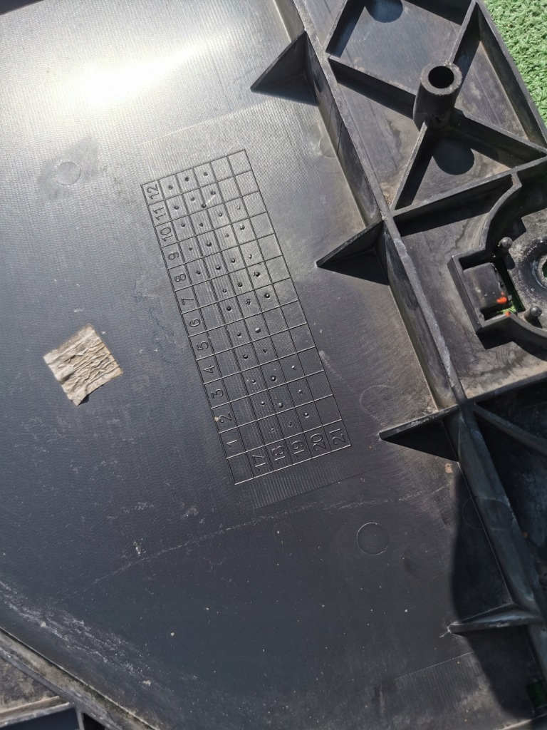 Плита накладка під  бампер перед передній tesla 3 1084174-00-d в Україні