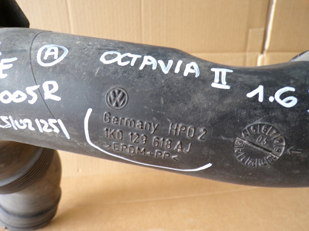 фото №2, Octavia ii труба шланг воздуха 1k0129618aj