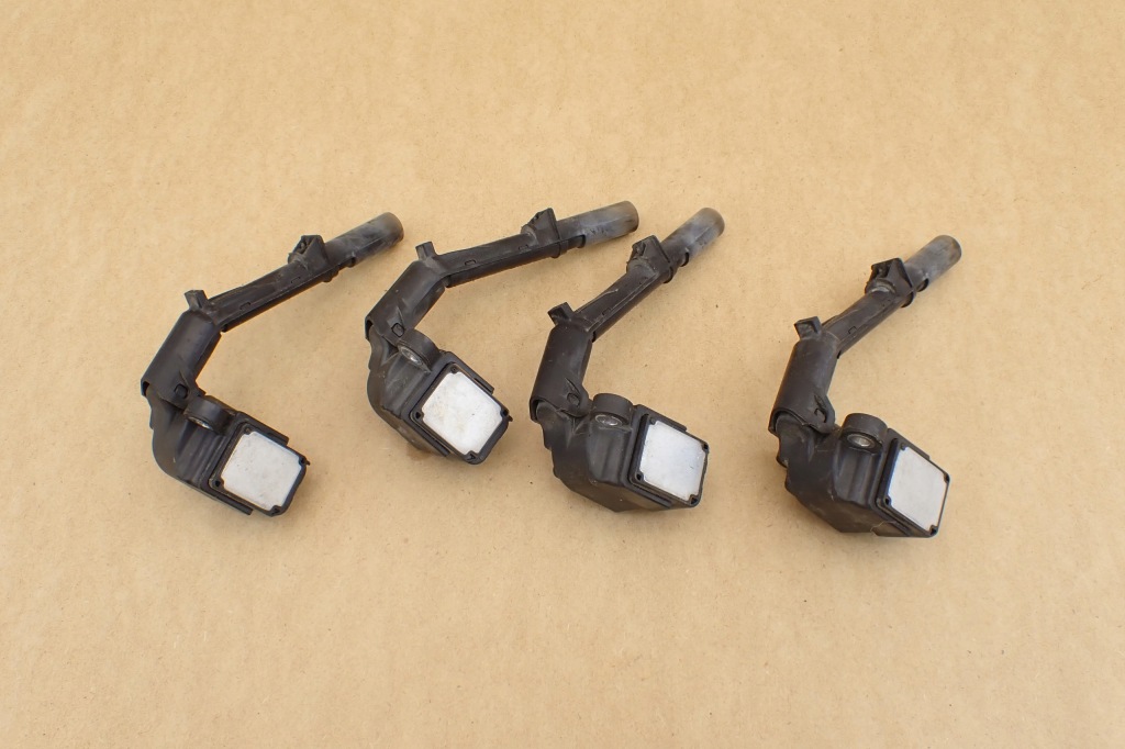 фото №9, Катушка зажигания a2749061400 mercedes glc x253 2.0 cgi 274920