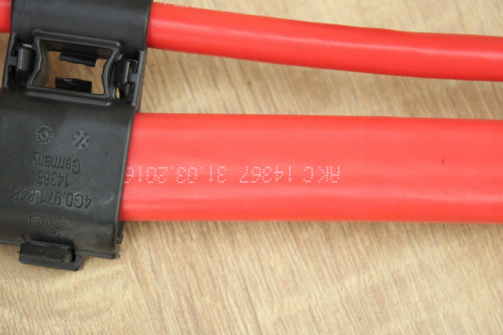 Оригинальная жгут провода плюсовой аккумулятор audi a6 c7 4g0971225g 64km Цена