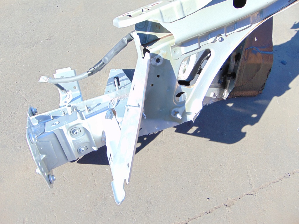 фото №2, Renault laguna iii четверть лонжерон левая перед