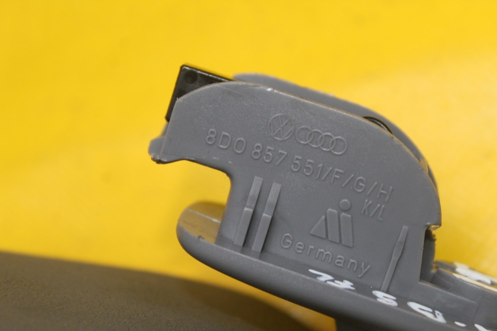 фото №9, Захист сонцезахисна лівий перед a4 b5 fl