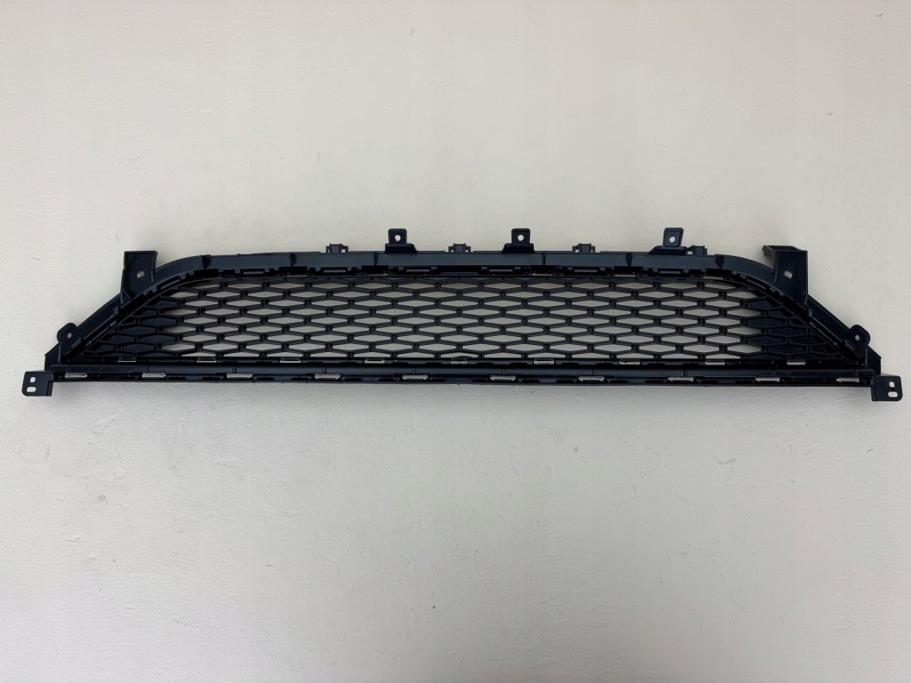 фото №1, Jaguar f-pace x761 lift r-dynamic 21r- решётка средняя бампера перед