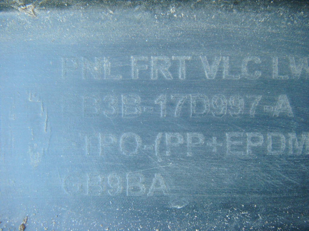 фото №10, Ford ranger 2015- молдинг накладка бампера перед передний b3b-17d997-a