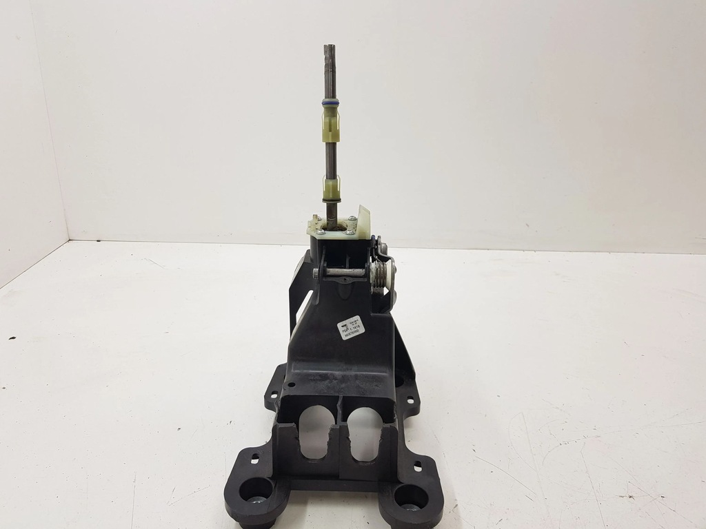 фото №6, Peugeot 5008 2011 домкрат переключения передач / верхний