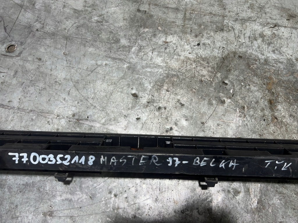 фото №9, Master ii movano напрямна бампера задня 97- кронштейн