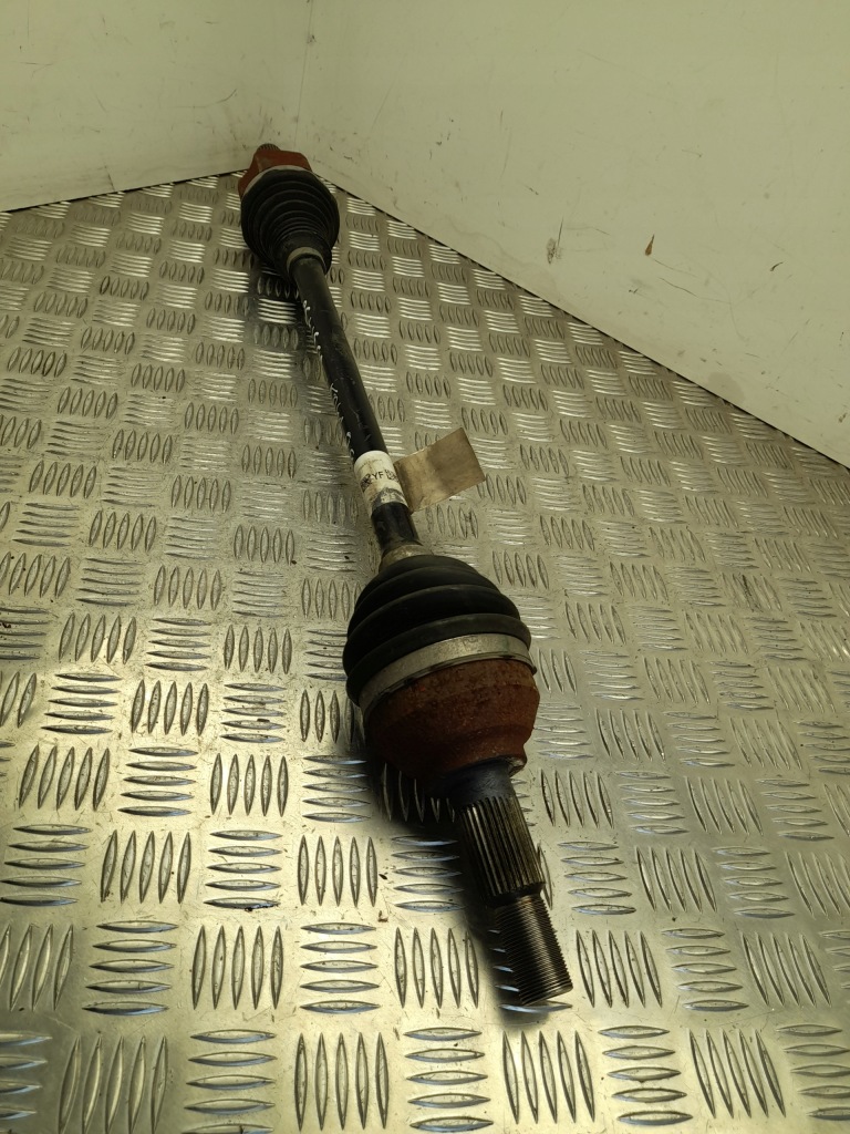 Купити Привідний вал привідна передня tesla y