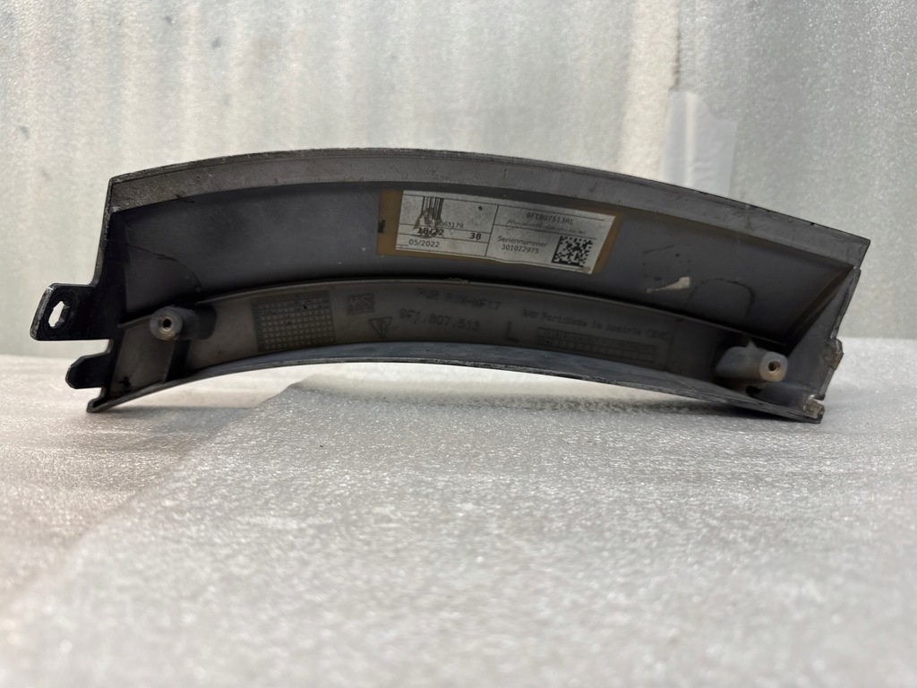 фото №9, Porsche 911 992 gt3 cup молдинг крила ліва 9f1807513