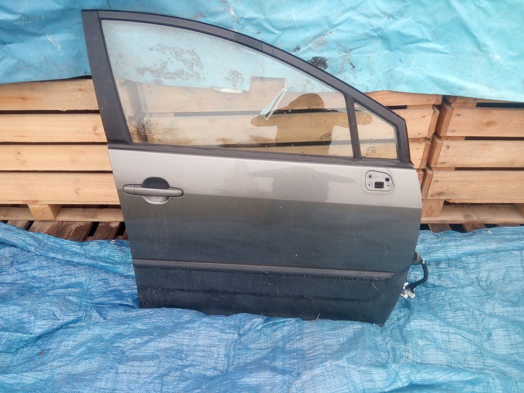 фото №1, Corolla verso ii двері праве передні 1c3 04-09