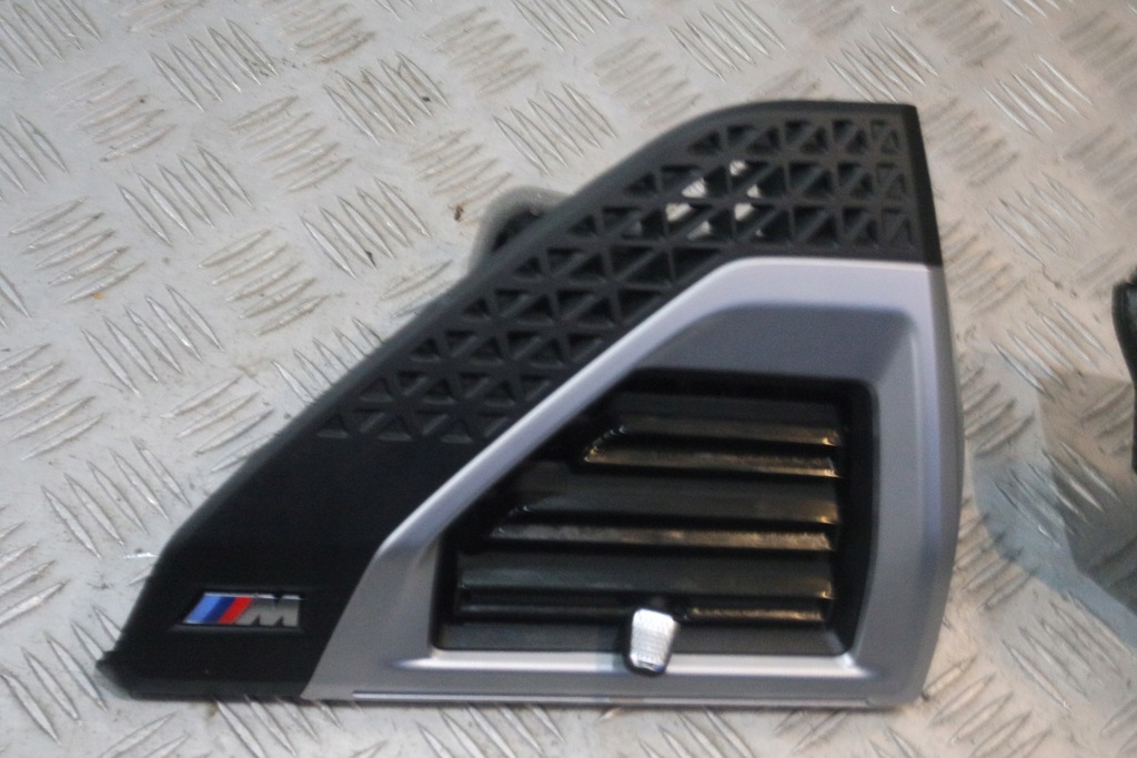 фото №7, Накладки декоративні декори карбон bmw xm g09 p238