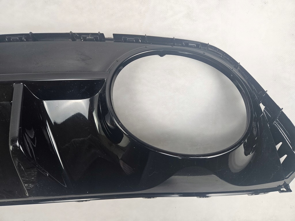 фото №10, Audi rs3 iv 202 - спойлер диффузор накладка бампера задняя 8y0807521