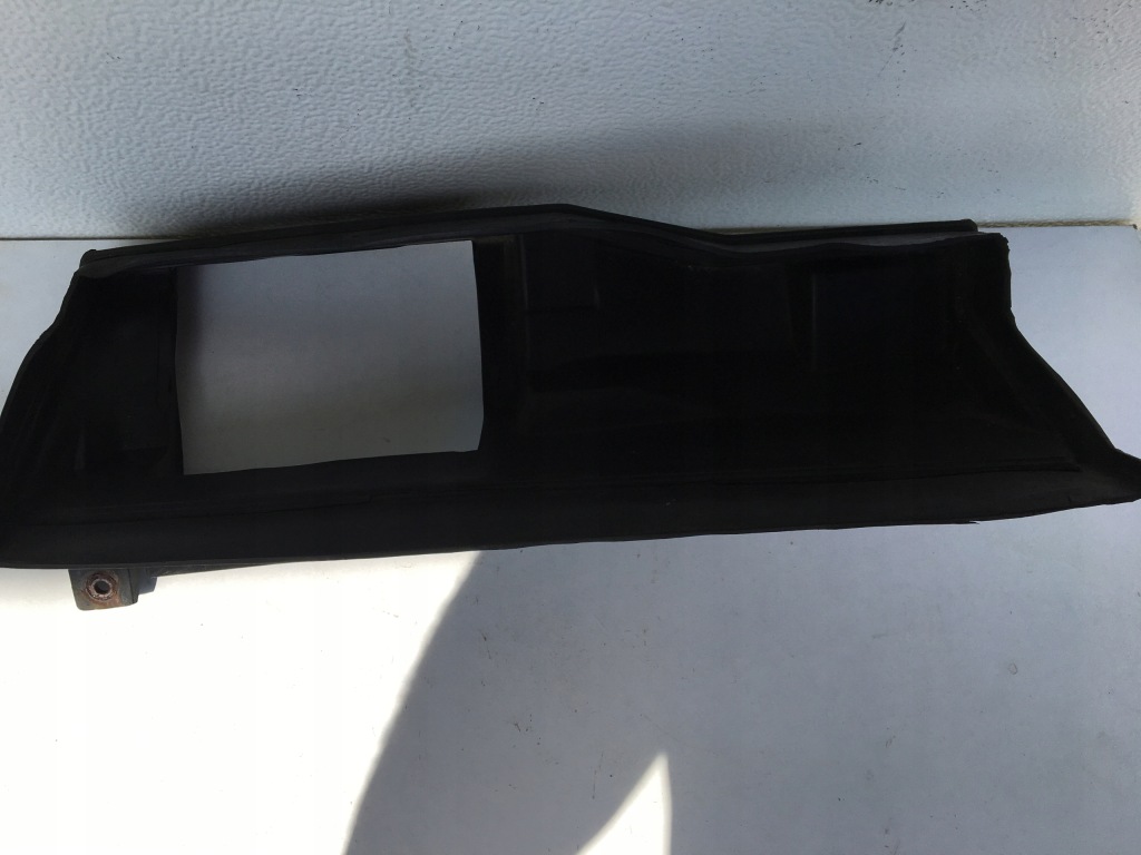 Впуск повітря захист корпус радіатора оливи pod бампером mercedes w124 Зі Шроту