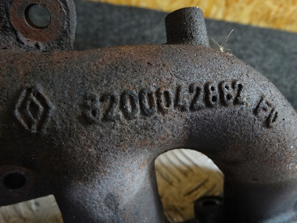 фото №12, Колектор випускний master ii 2.5 dci 8200042882