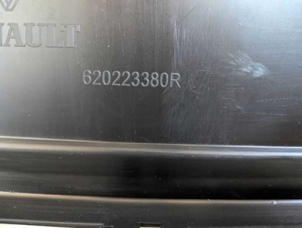 Renault trafic 3 iii 2014-2021 бампер перед передній mat лак Оригінал