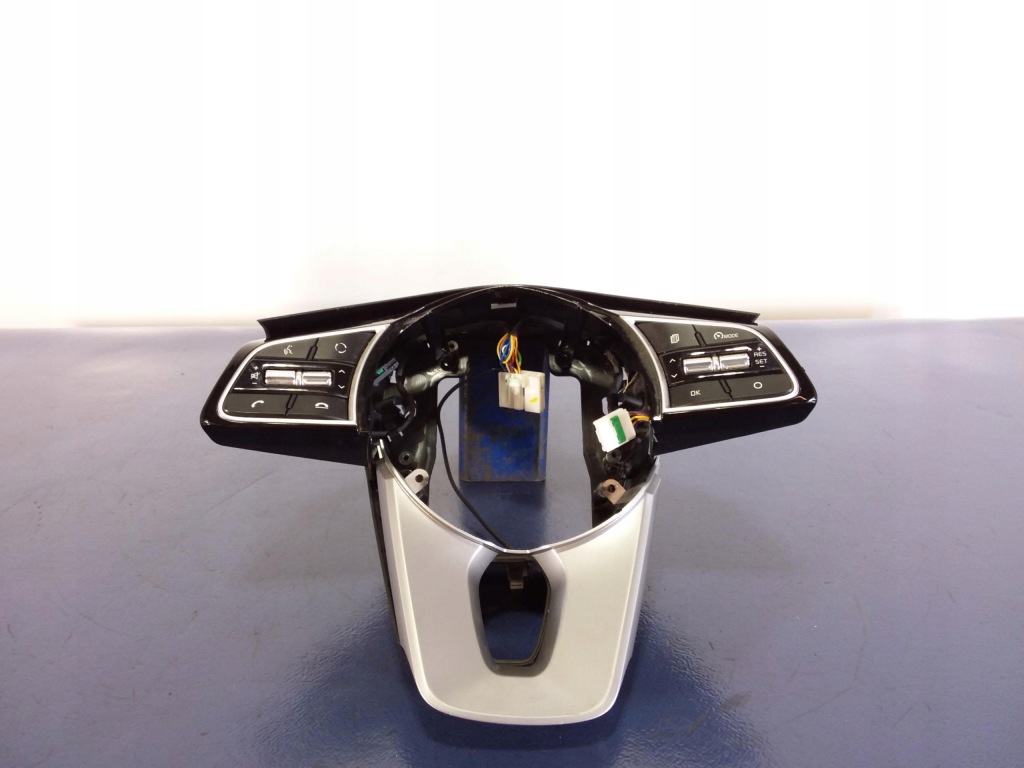 фото №1, Kia ceed iii кнопки керма мультифункція