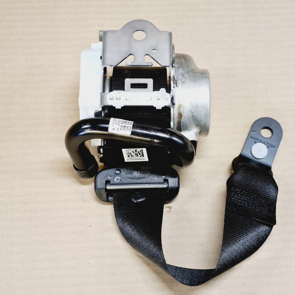 Купити Mercedes a klasa w177 2018-2025 ремінь безпеки лівий / правий задній