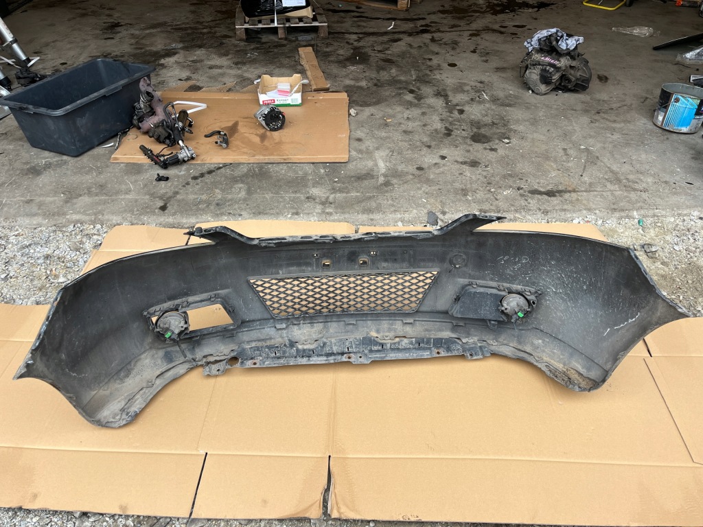 фото №8, Бампер передний mazda 5 2005-2008 противотуманные фары чёрный