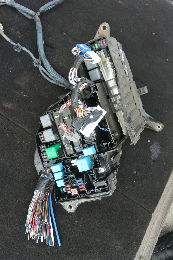 фото №4, Коробка предохранителей модуль lexus gs iii 450h mk3