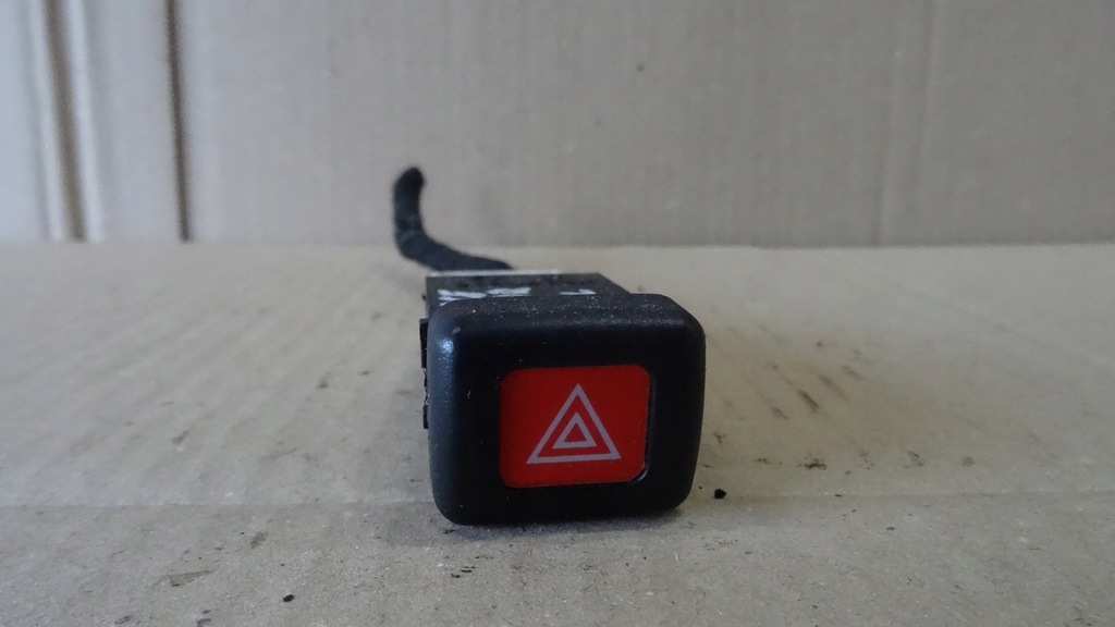 фото №1, Space star i lift перемикач кнопка аварійний mr270315